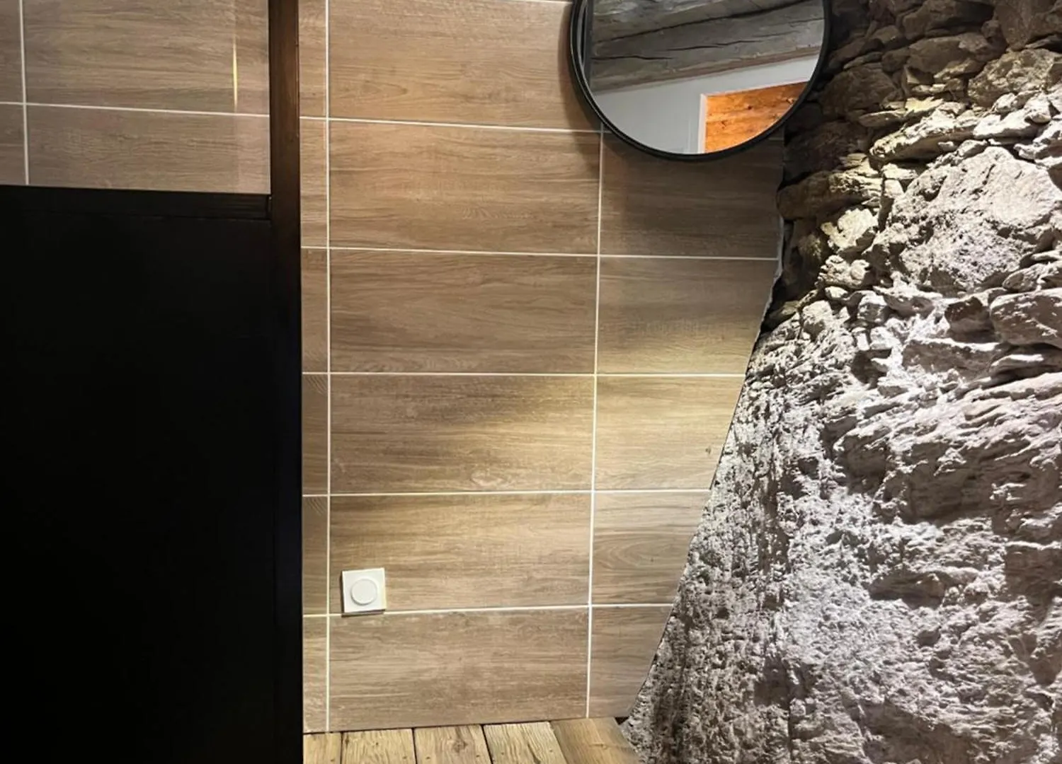 La Voute Du Pilat & Options Spa, Massage Saint-Chamond Bed & Breakfast